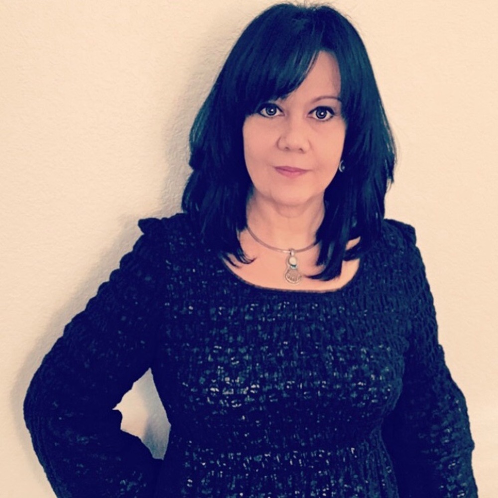 Meet your Posher, Zina
